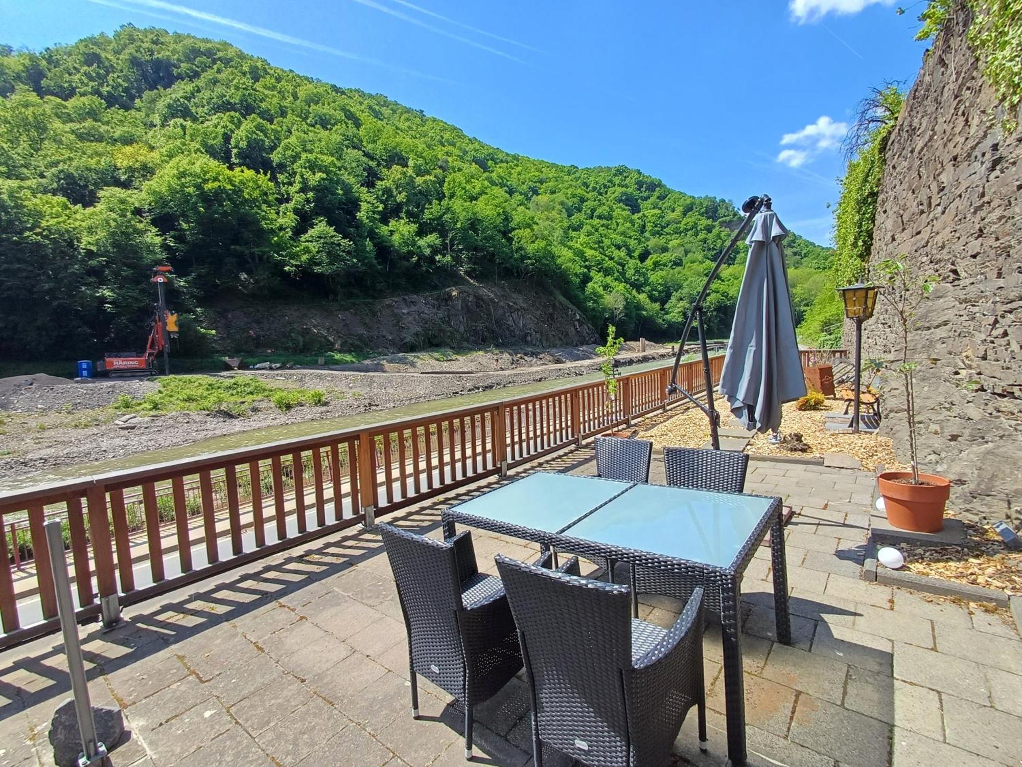Ferienapartment Zur Bunten Kuh Walporzheim Bad Neuenahr-Ahrweiler Exterior photo