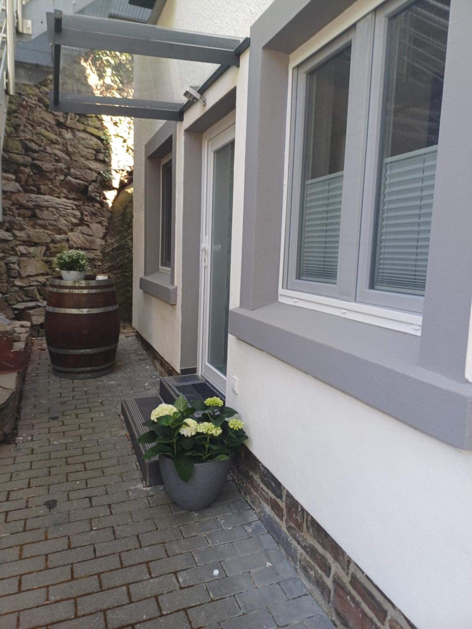 Ferienapartment Zur Bunten Kuh Walporzheim Bad Neuenahr-Ahrweiler Exterior photo